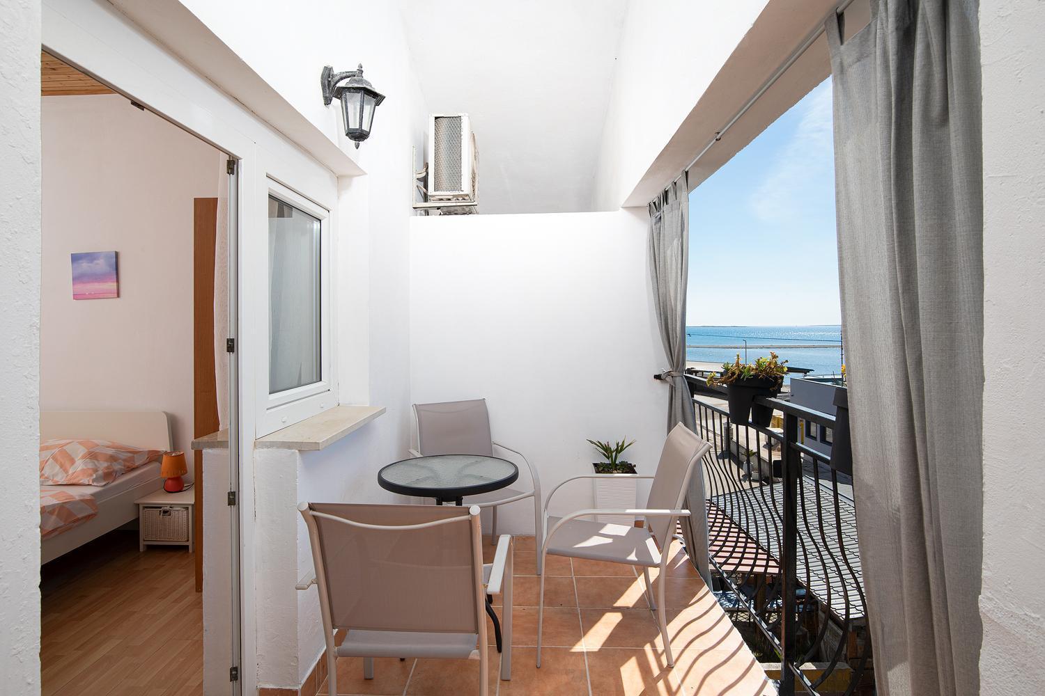 Apartment Majer 2 메덜린 외부 사진